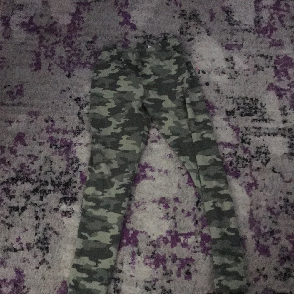 Camo pants